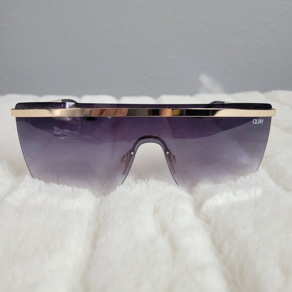 QUAY // ltd ed jlo collab gold brow bar curved smoke fade lens shield sunglasses main image 10